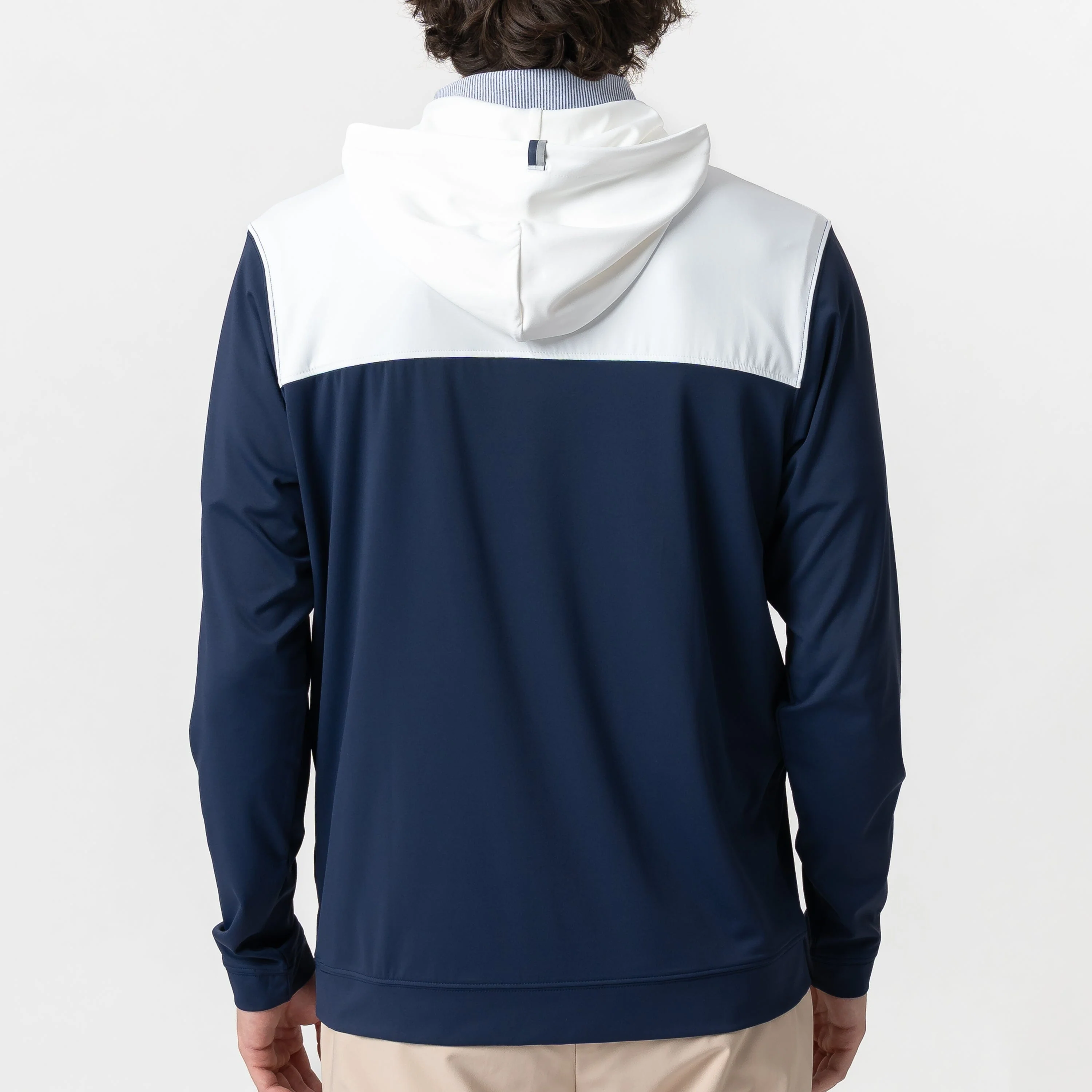 Highlands Performance Hoodie - Image 37