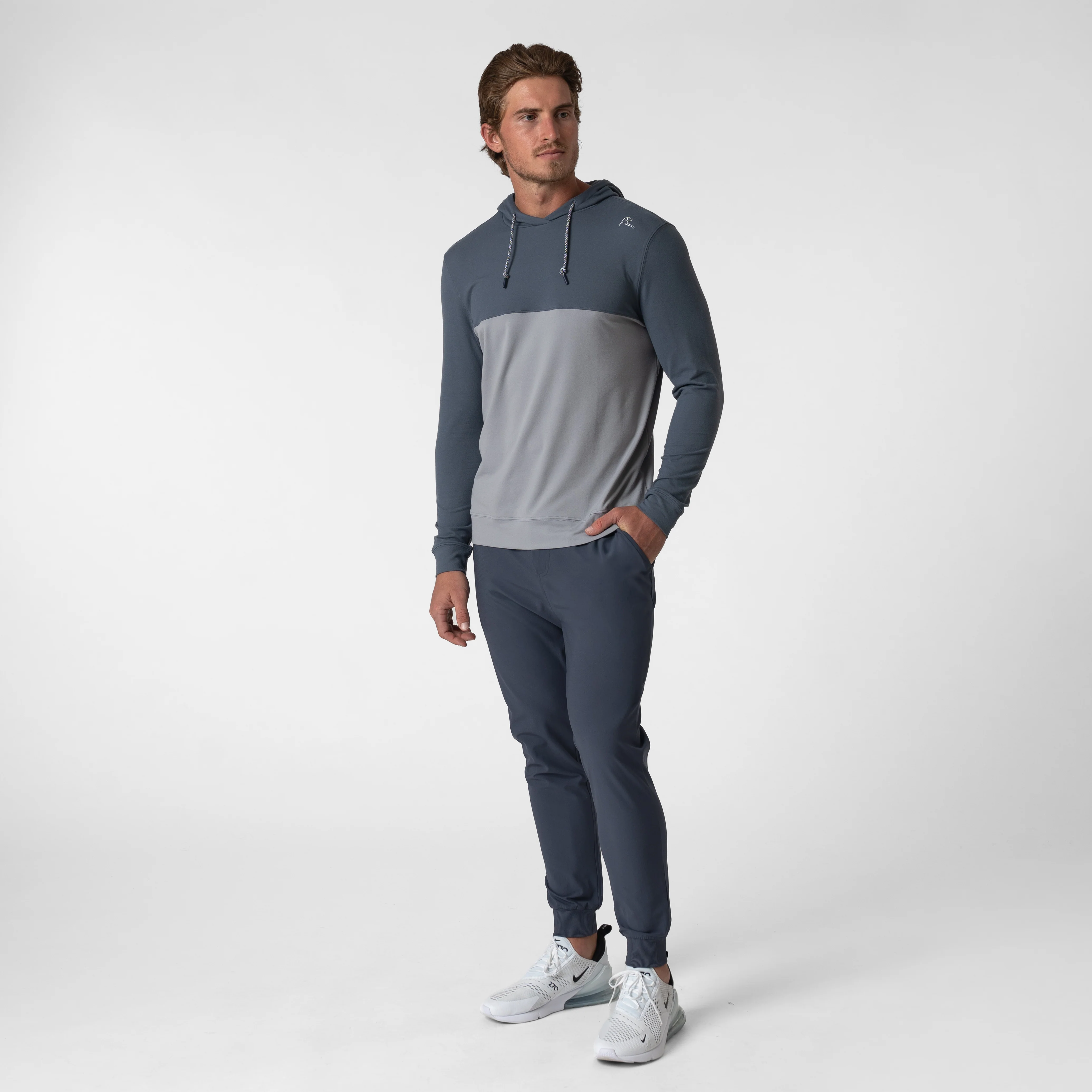 Hesi Performance Hoodie - Image 5