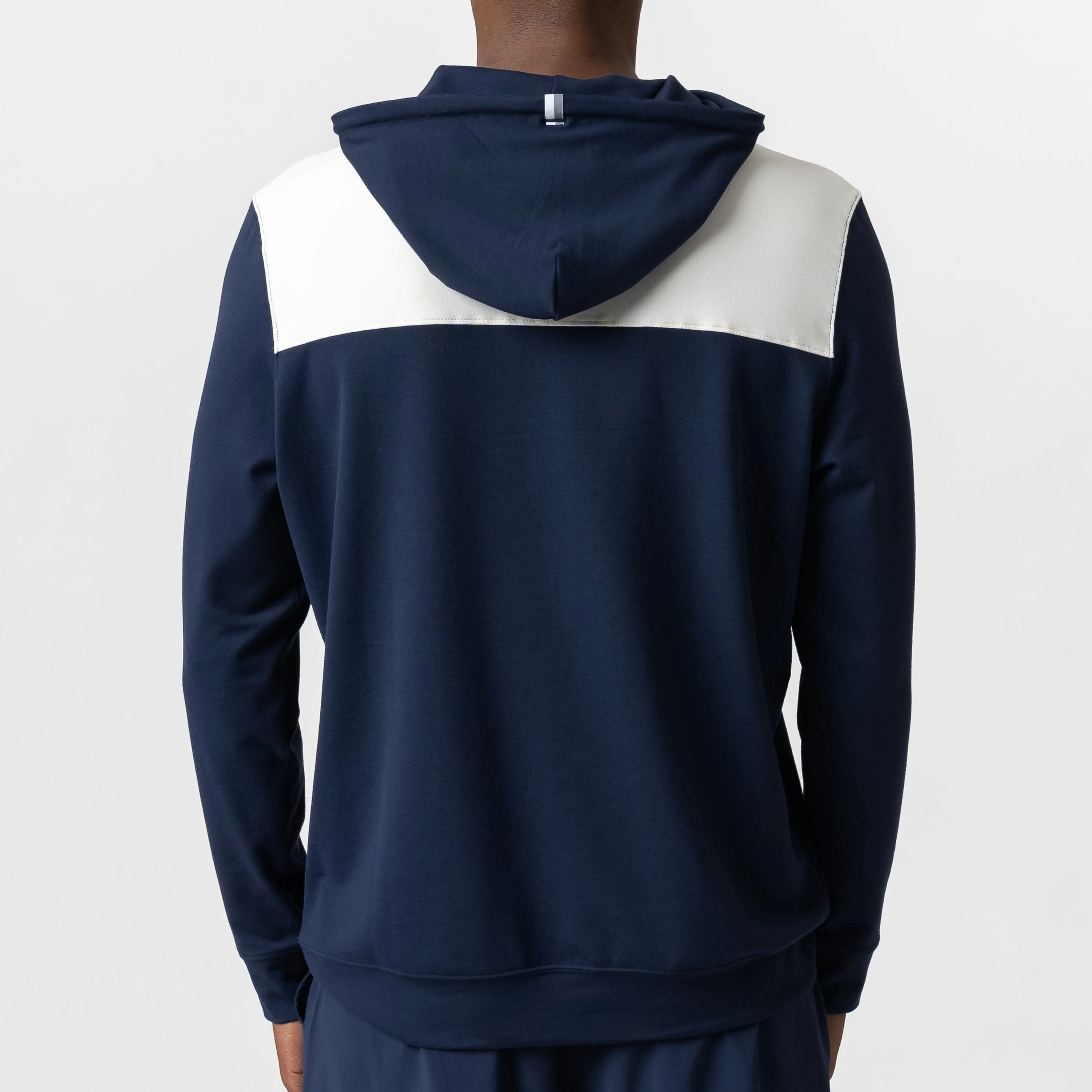 Hesi Performance Hoodie - Image 2
