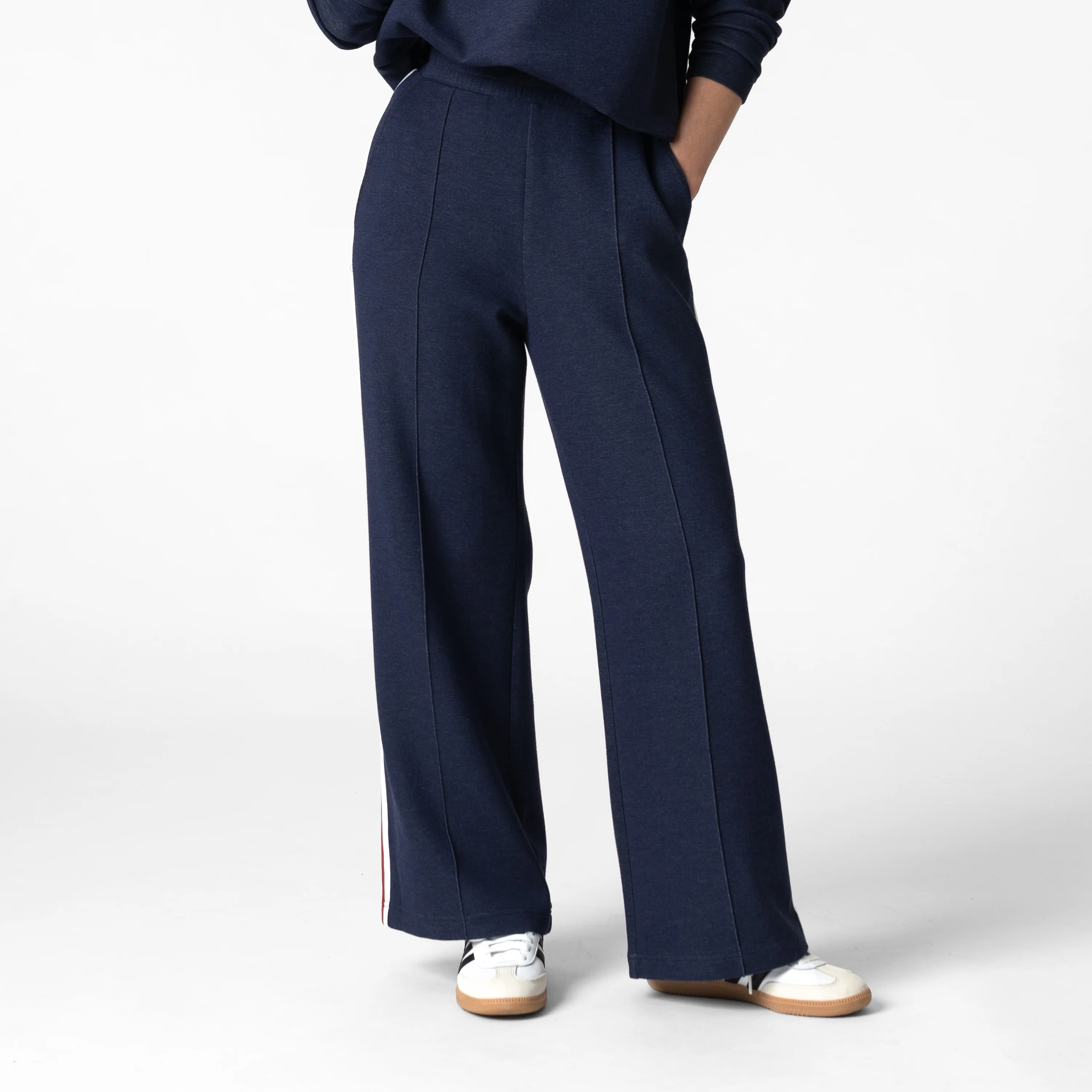 Aspire Pintuck Pant