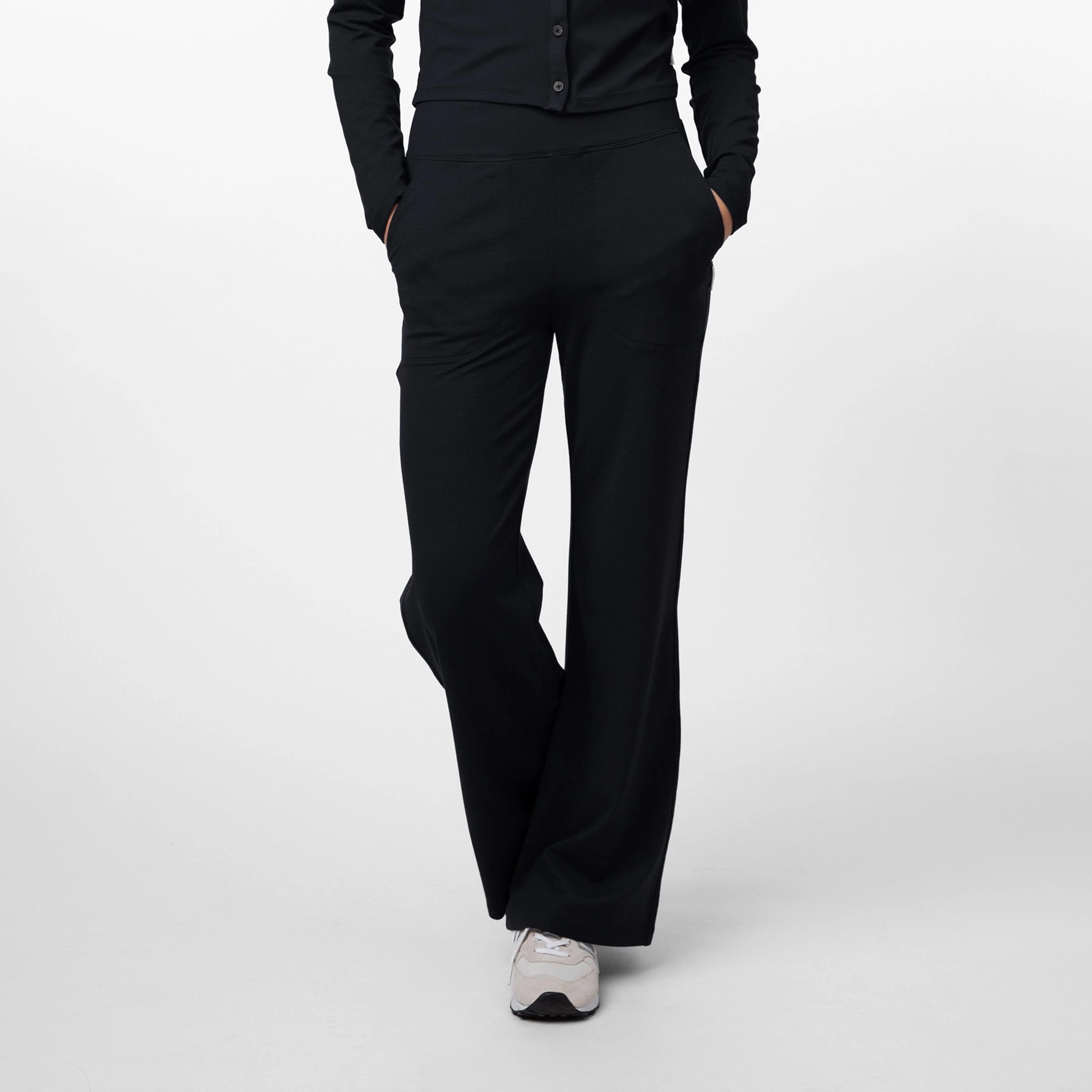Tempo Wide-Leg Pant